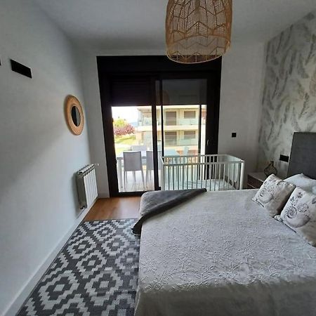 Precioso Apartamento Con Terraza Y Piscina En Portonovo-Sanxenxo エクステリア 写真