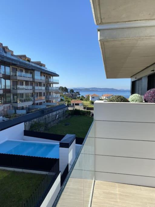 Precioso Apartamento Con Terraza Y Piscina En Portonovo-Sanxenxo エクステリア 写真