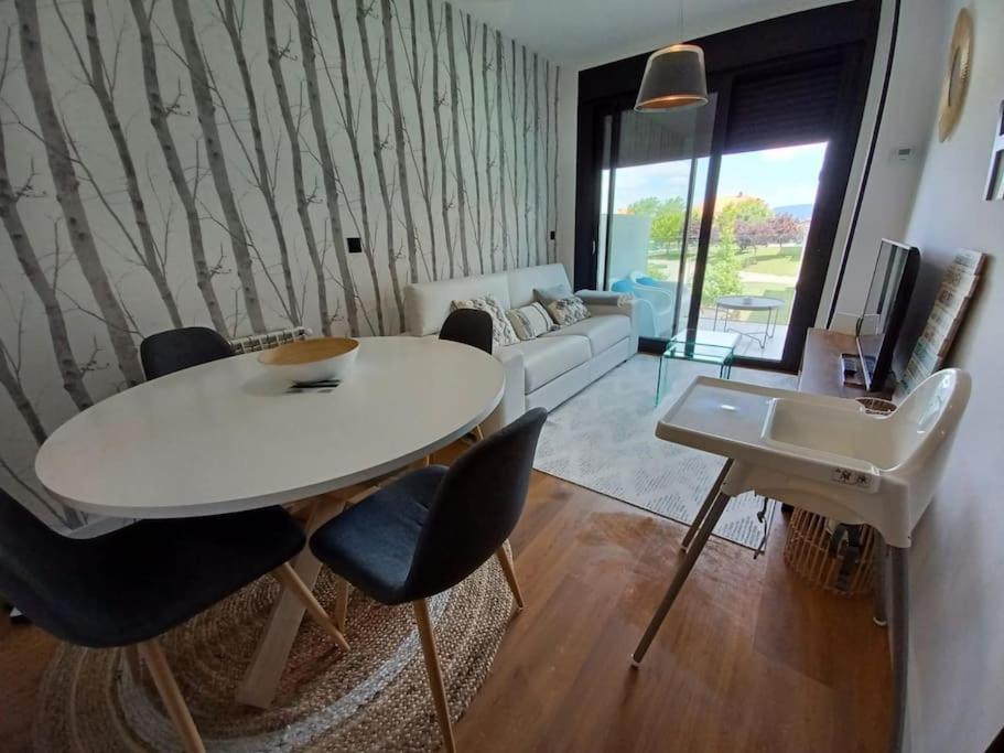 Precioso Apartamento Con Terraza Y Piscina En Portonovo-Sanxenxo エクステリア 写真