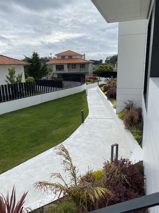 Precioso Apartamento Con Terraza Y Piscina En Portonovo-Sanxenxo エクステリア 写真