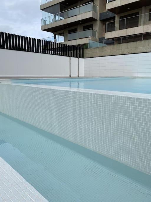 Precioso Apartamento Con Terraza Y Piscina En Portonovo-Sanxenxo エクステリア 写真