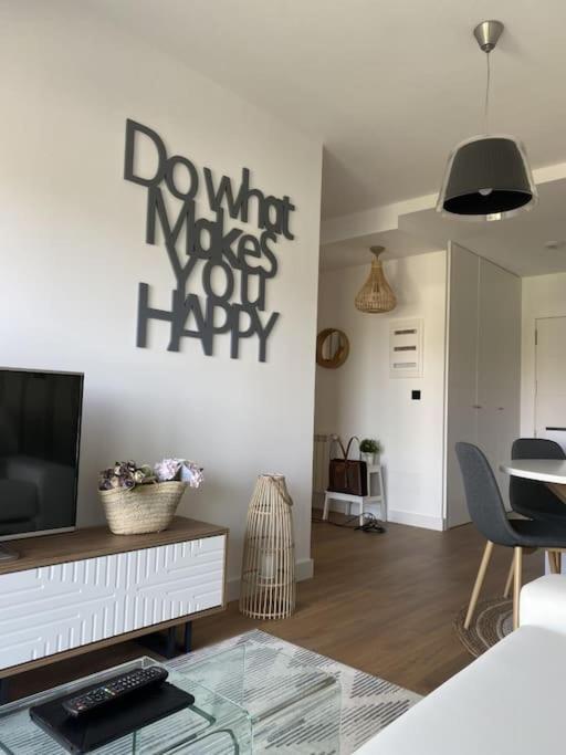 Precioso Apartamento Con Terraza Y Piscina En Portonovo-Sanxenxo エクステリア 写真