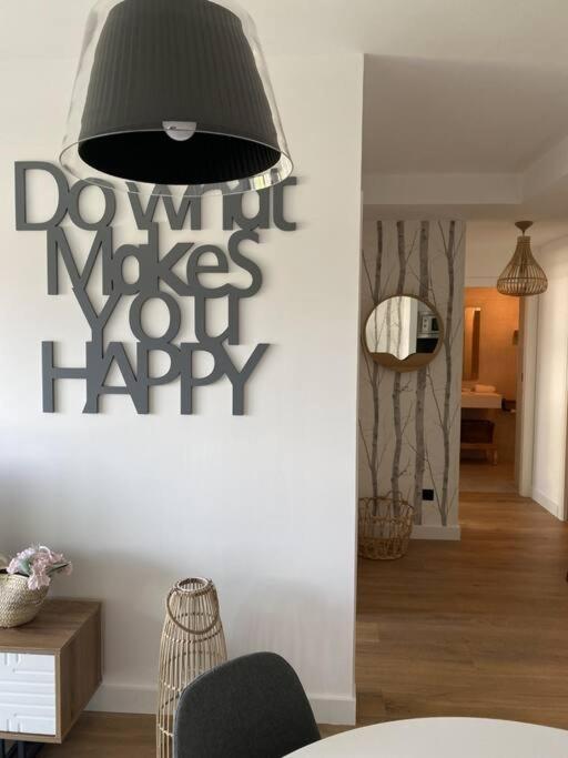 Precioso Apartamento Con Terraza Y Piscina En Portonovo-Sanxenxo エクステリア 写真