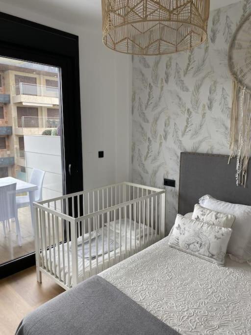 Precioso Apartamento Con Terraza Y Piscina En Portonovo-Sanxenxo エクステリア 写真