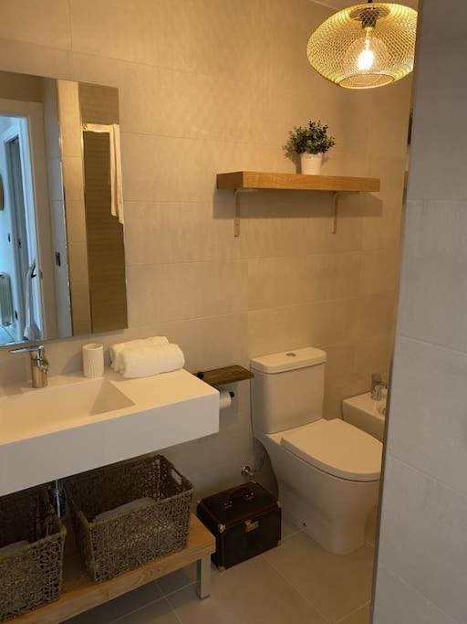 Precioso Apartamento Con Terraza Y Piscina En Portonovo-Sanxenxo エクステリア 写真