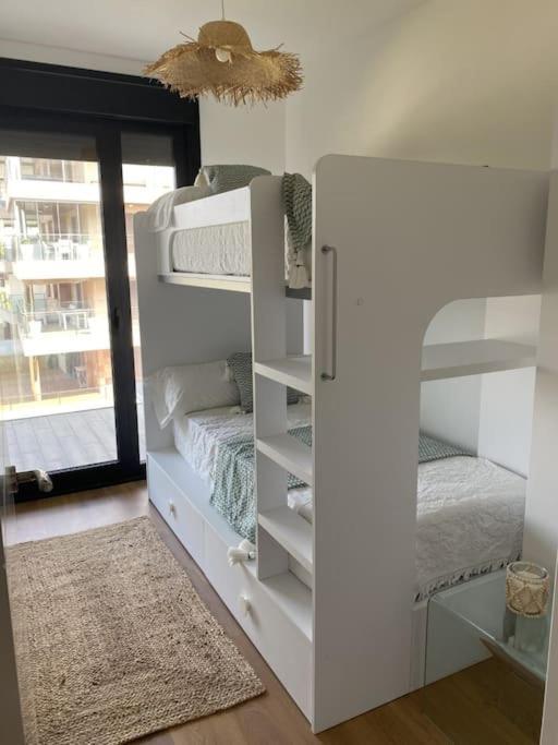 Precioso Apartamento Con Terraza Y Piscina En Portonovo-Sanxenxo エクステリア 写真